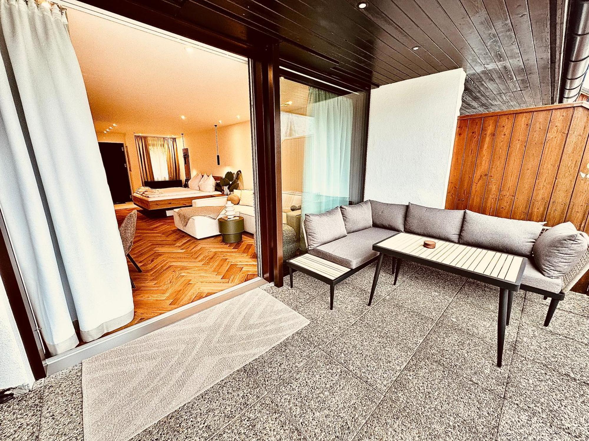 Das Alpenzeit Appartement Mit Just Private Terrasse (Adults Only) Bad Aussee Zewnętrze zdjęcie